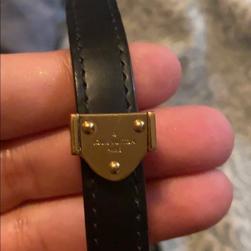 LOUIS VUITTON BLACK WRAP BRACELET